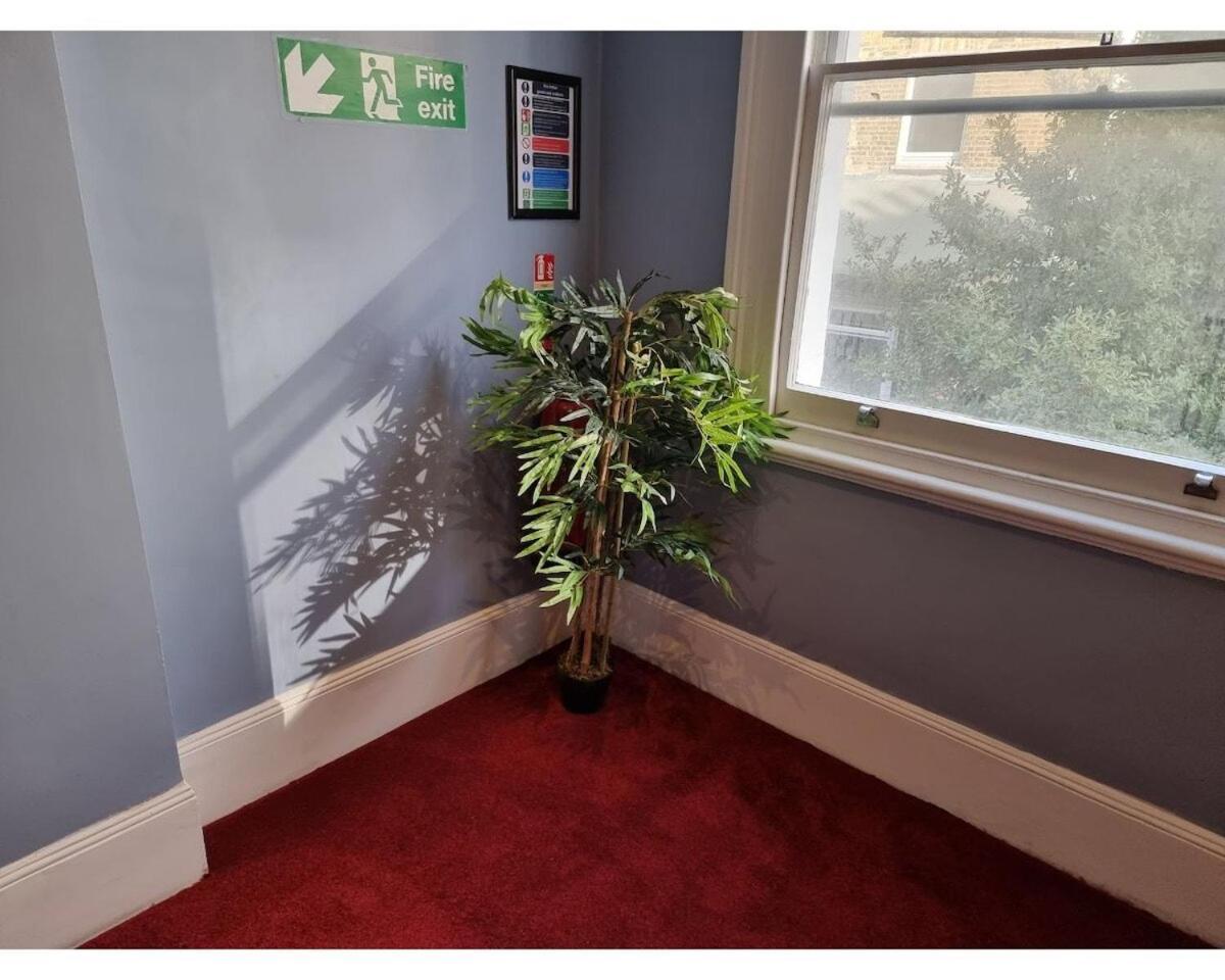 F302-3rd Floor For 2 Near Hyde Park * Londres